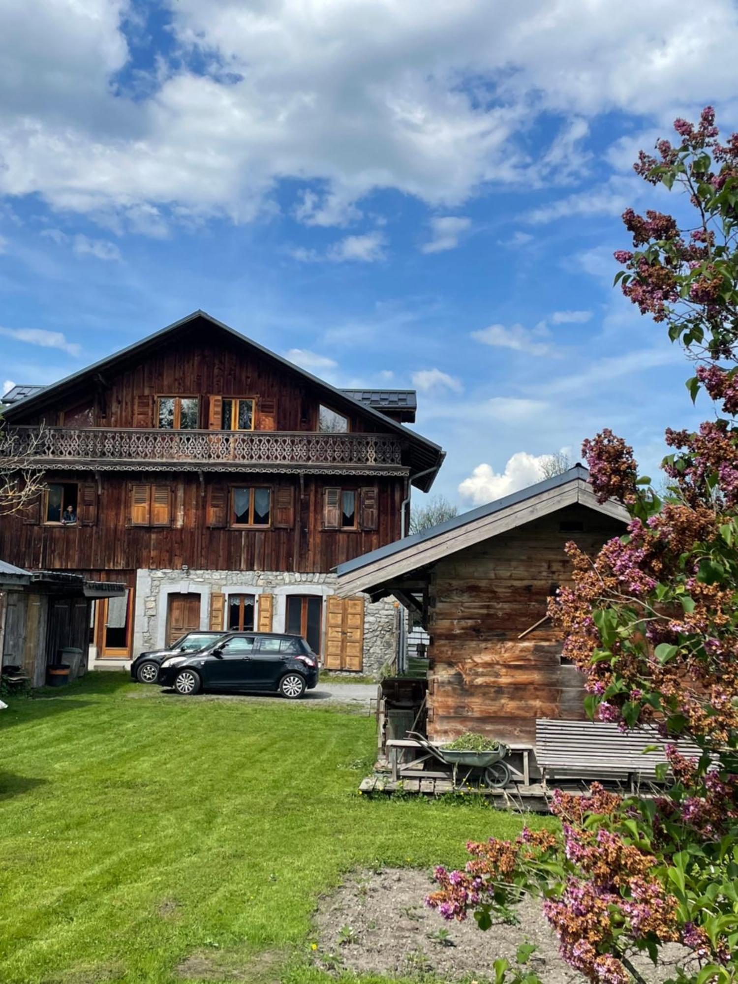 Les Grand Fats Apartment Morillon Exterior photo